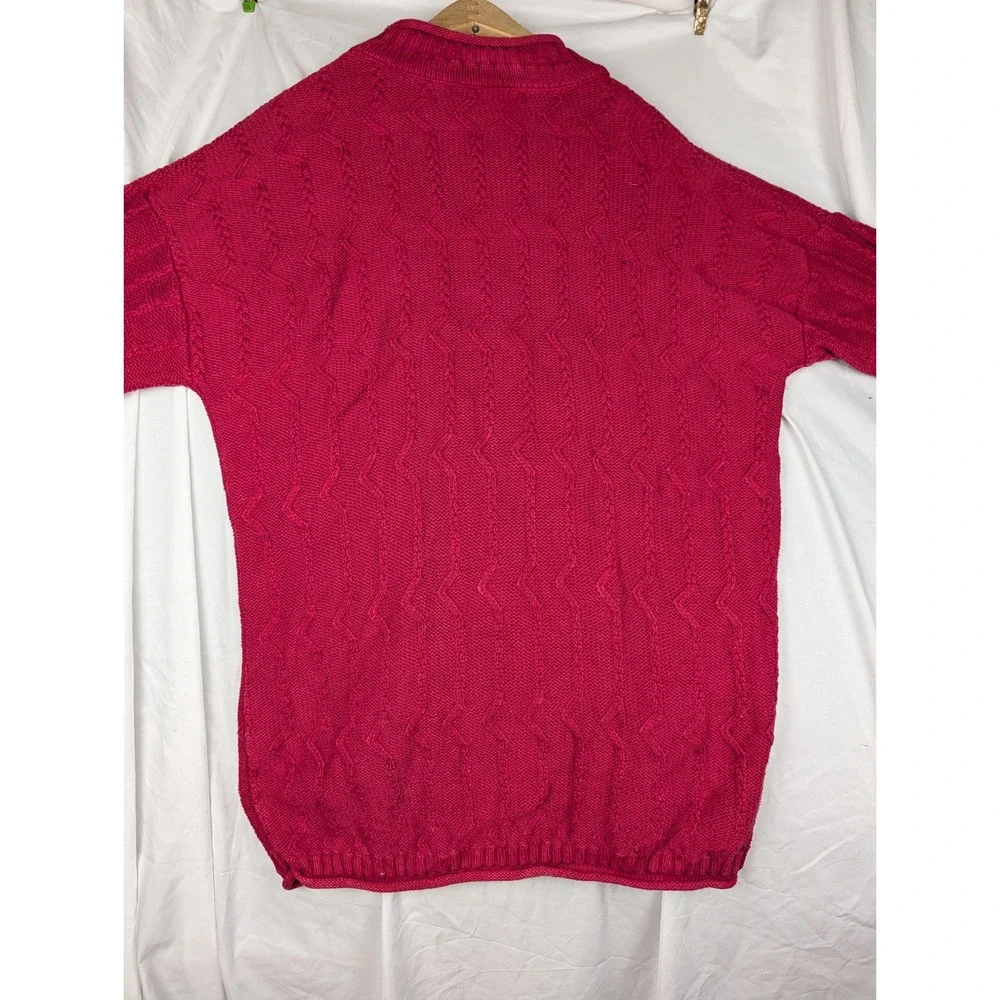 Vintage Cranberry Red Chevron Knit Crew Neck Sweater Cotton USA Rolled Edge hems